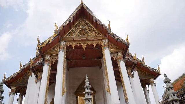 Wat Suthat (Suthat Temple), Bangkok