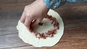 ПОПРОБОВАВ РАЗ ЭТИ ЛЕПЁШКИ ВЫ БУДЕТЕ ГОТОВИТЬ ИХ ВСЕГДА! ЛЕПЁШКИ  С МЯСОМ/ Бублики с мясом