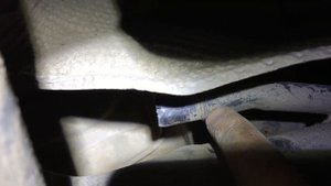 Снятие топливного бака Опель Астра J (Opel Astra J) 2010 года