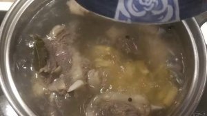 Самый вкусный суп с чечевицей и рёбрышками. Простой рецепт для семейного меню