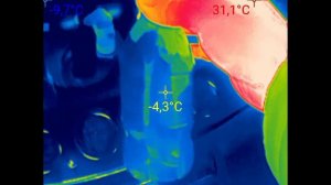 Вода мгновенно замерзает, и при этом нагревается! Почему?