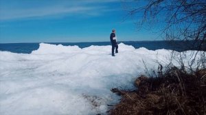 Ледяные торосы на озере Плещеево