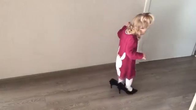 Тяжела женская доля... Евдокия, 2 года))) смотреть онлайн