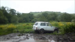 нива 4х4 на каме флейм в грязи