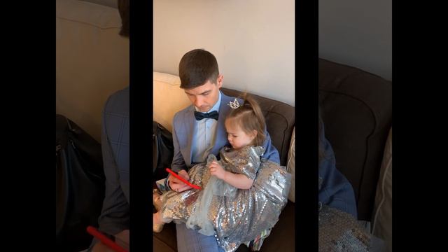 Моя любимая доченька Василиса.Сегодня у тебя первый в жизни юбилей - тебе исполнилось 5 лет. смотреть онлайн