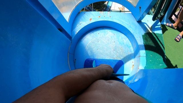 Looping Water Slide at Adaland Aquapark смотреть онлайн