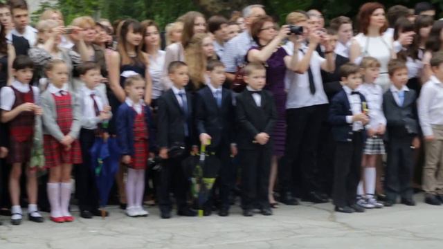 первоклашка последний звонок лиц. Д.Кантемир г.Кишинев