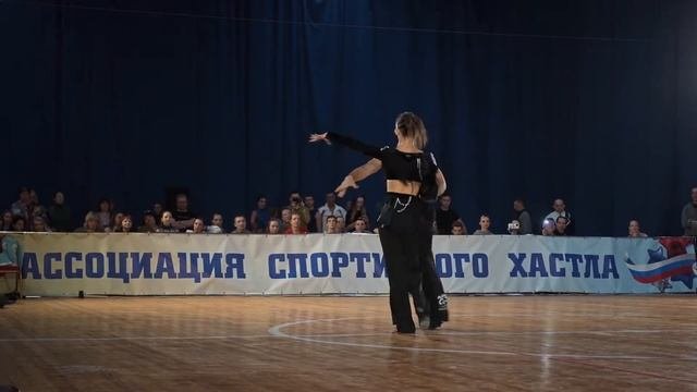 Абсолют Фаст, Иентш   Иентш