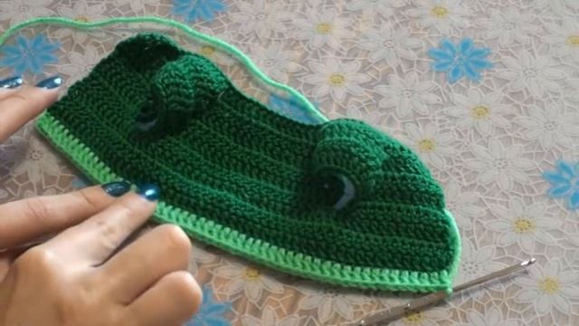 Вязанный боди на куклу бэби бон