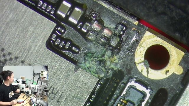 iPhone Motherboard Repair in 11 Minutes - Data Recovery Techniques