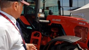 ?МТЗ Беларус 82.3 • Короткий обзор новинки от специалиста МТЗ на выставке БелАгро 2022