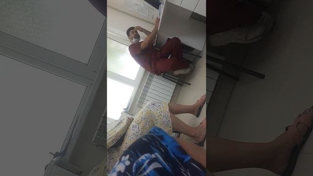 Врача вывела из себя  старуха пациентка,  Евпатория больница!