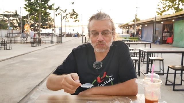 Ночной рынок еды Джомтьен . Тайский десерт Рис с манго | Еда в Таиланде. Тайский вкус смотреть онлайн