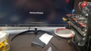 китайская материнка не реагирует на клавиатуру и мышку