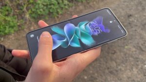 Samsung galaxy flip 3 или flip 4 в чем разница? Растет ли Samsung ?!