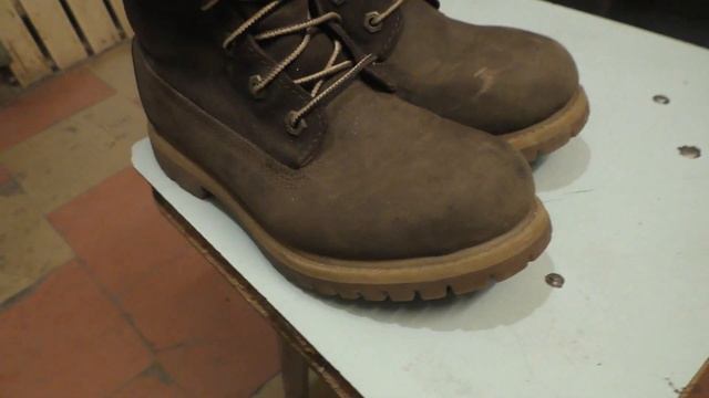 Обувь жены соседа Павла. смотреть онлайн