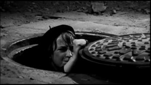 Как радистка Кэт поднимала 50 кг крышку люка