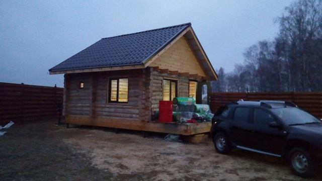 Дом по проекту Z24, баня из бревна, теплица, забор из дерева. 6 лет за 11 минут.