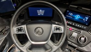 Mercedes-Benz Actros 2020-ого года.