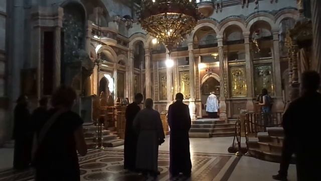 Божественная Служба в Каталиконе Храма Гроба Господня смотреть онлайн