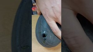 Клеем дырку на сапоге из ЭВА, жидкой латкой ЭВА. Неплохо получилось.