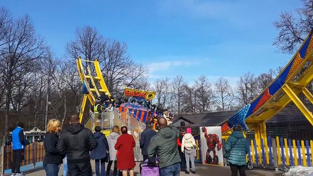 Парк Сокольники 2018 (Карусельки 1) смотреть онлайн