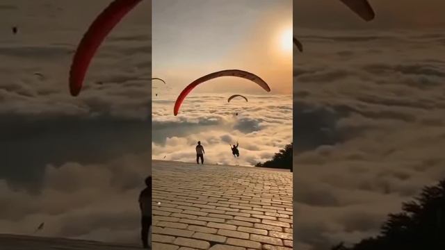 Плавание сквозь залитые солнцем облака? Турция?? #shorts смотреть онлайн