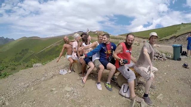 Самолетик на скамейке смотреть онлайн