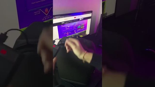 Очень крутой рюкзак с Алиэкспресс Divoom Backpack #shorts смотреть онлайн