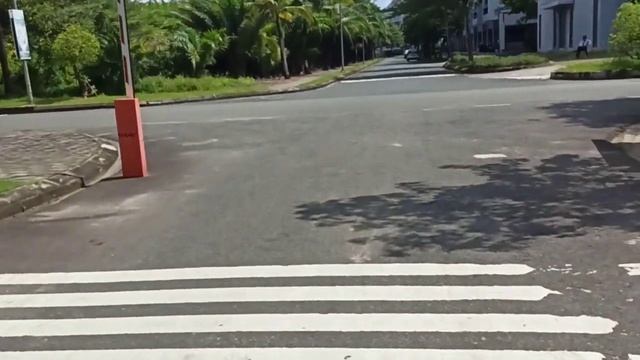 Не более 10% домов с ремонтом и ещё меньше с проживающими в них смотреть онлайн