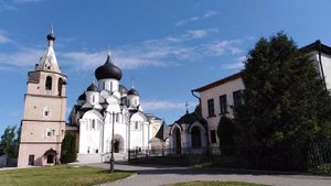 Колокольный звон в Свято-Успенском монастыре