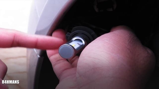 Fitting LED Headlight Bulb Attempt 1 Astra H смотреть онлайн