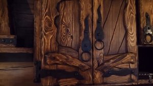 Кухня под старину с ковкой из дерева 69тр. состаренная кухня из дерева Деревянная кухня Кухня Абажу