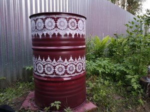 Как покрасить бочку на даче