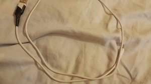 Обзор зарядного устройства для смартфона за 300 рублей