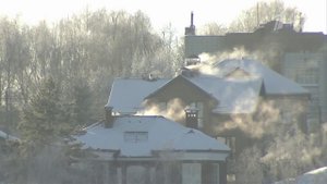 Из-за аномальных холодов действует штормовое предупреждение в Центральной России