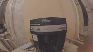 Кофемашина Delonghi ESAM 3000