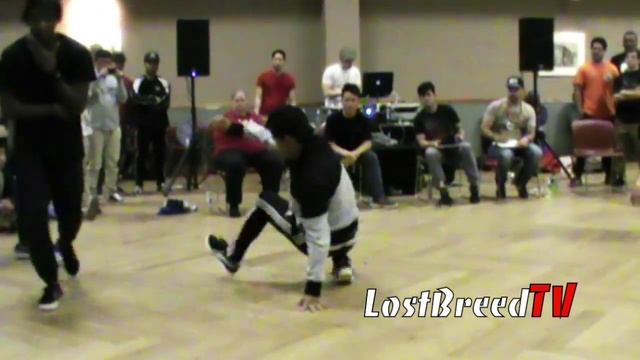 STATE OF MIND vs BATTLEHOLEX NC | BBOY TOP 4 | SHAPELESS LIKE WATER смотреть онлайн