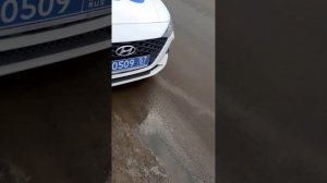 ДПС нарушает правила дорожное движение.