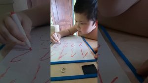 Учимся писать цифры.