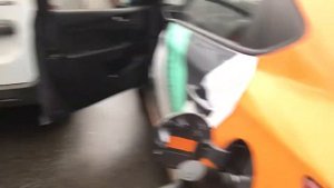 Автозаправщик каршеринга Делимобиль