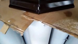 Жестяные работы .Угол из фигурного желоба желоба. На фальц.