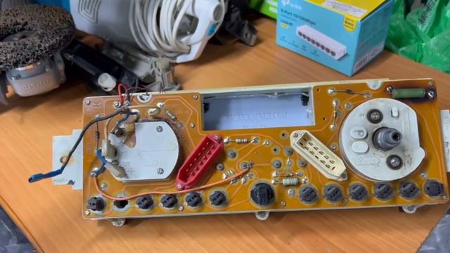 НИВА 21213 Замена старой приборки на новую смотреть онлайн