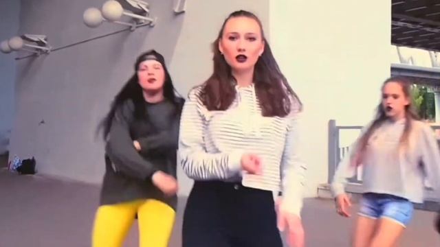 Танцевальный клип от студии современного танца 