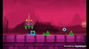 Прыгающий кубик