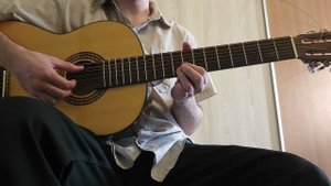 Две девочки - Евгений Клячкин - кавер, аккорды и разбор на семиструнной гитаре - как играть.