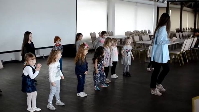 Детское модельное агентство.Мастер класс по дефиле и фотопозированию
