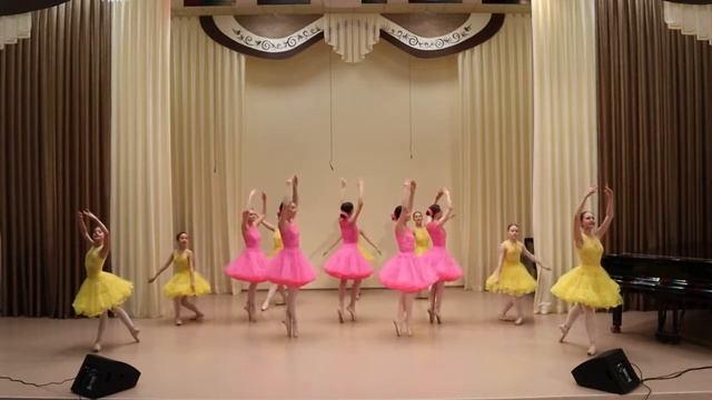 МБУ ДО "ДШИ №1" г. Сарапула. Хореографический ансамбль "Грация" смотреть онлайн