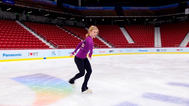 "She's a Pirate" Ekaterina Kurakova rehearses her exhibition routine for the 2023 FISU Skating Gala смотреть онлайн