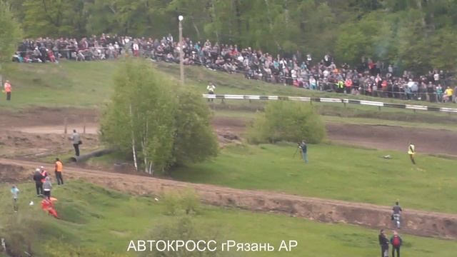 Автокросс ДЕНЬ ПОБЕДЫ 2014. Финал газ 53 смотреть онлайн